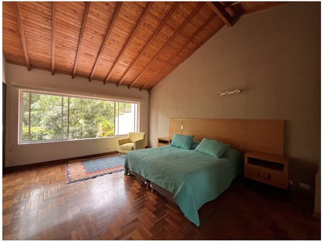 Casa de 3 alcobas en venta en Cola Del Zorro, Medellín, 210 m² · foto 10 de 20