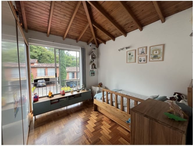 Casa de 3 alcobas en venta en Cola Del Zorro, Medellín, 210 m² · foto 12 de 20