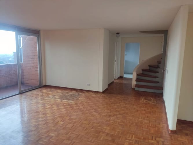 Apartamento de 3 alcobas en arriendo en La Macarena, Bogotá, 130 m² · foto 7 de 12