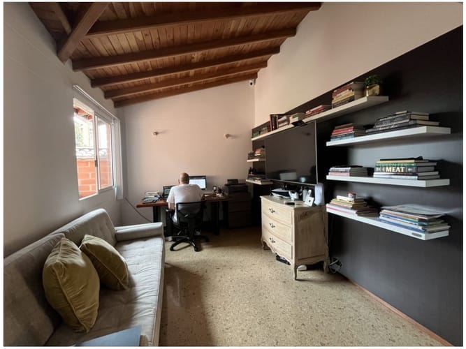 Casa de 3 alcobas en venta en Cola Del Zorro, Medellín, 210 m² · foto 14 de 20