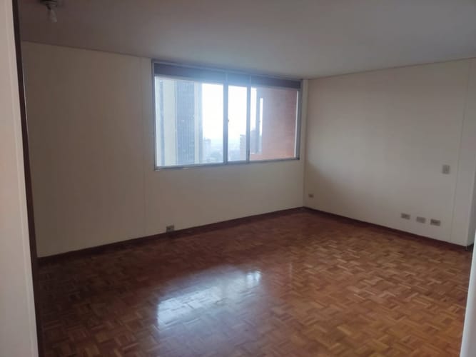 Apartamento de 3 alcobas en arriendo en La Macarena, Bogotá, 130 m² · foto 11 de 12