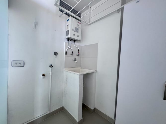 Apartamento de 3 alcobas en arriendo en Señorial, Envigado, 78 m² · foto 6 de 16