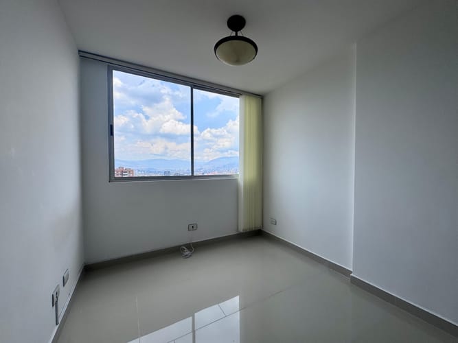Apartamento de 3 alcobas en arriendo en Señorial, Envigado, 78 m² · foto 7 de 16