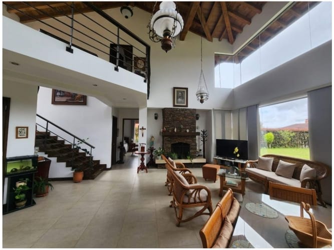 Casa de 3 alcobas en venta en Escobero, Envigado, 260 m² · foto 6 de 12