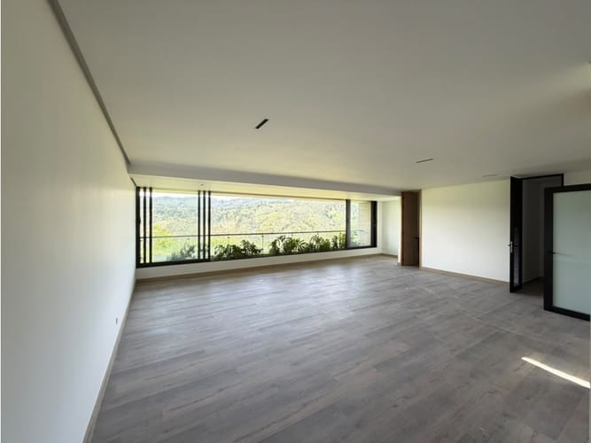 Casa de 3 alcobas en arriendo en La Candelaria, Rionegro, 428 m² · foto 9 de 24