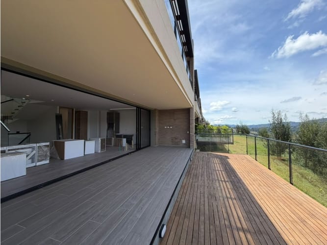 Casa de 3 alcobas en arriendo en La Candelaria, Rionegro, 428 m² · foto 11 de 24