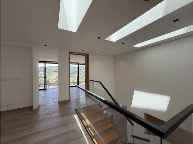 Casa de 3 alcobas en arriendo en La Candelaria, Rionegro, 428 m² · foto 13 de 24