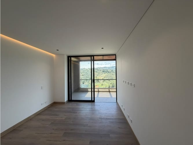 Casa de 3 alcobas en arriendo en La Candelaria, Rionegro, 428 m² · foto 14 de 24