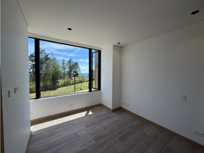 Casa de 3 alcobas en arriendo en La Candelaria, Rionegro, 428 m² · foto 21 de 24
