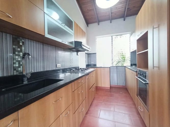 Apartamento de 3 alcobas en arriendo en La Ceja, 97 m² · foto 4 de 16
