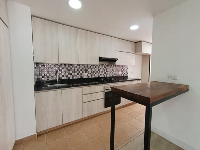Apartamento de 2 alcobas en arriendo en La Florida, Medellín, 70 m² · foto 2 de 20