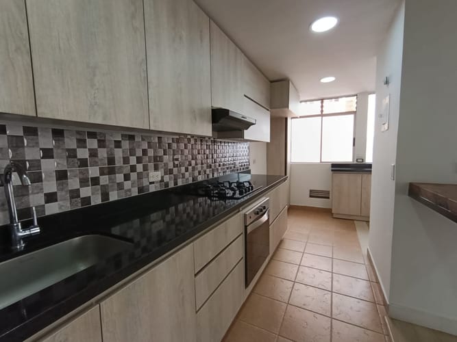 Apartamento de 2 alcobas en arriendo en La Florida, Medellín, 70 m² · foto 3 de 20