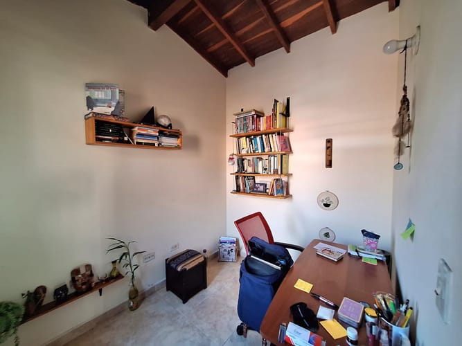 Apartamento de 3 alcobas en venta en Loma De Los Bernal, Medellín, 69 m² · foto 14 de 15