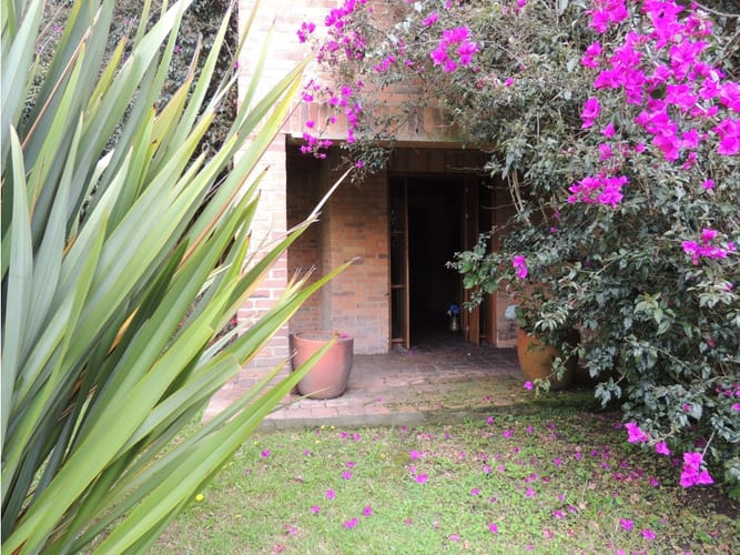 Casa de 4 alcobas en venta en Guaymaral, Bogotá, 430 m² · foto 2 de 24