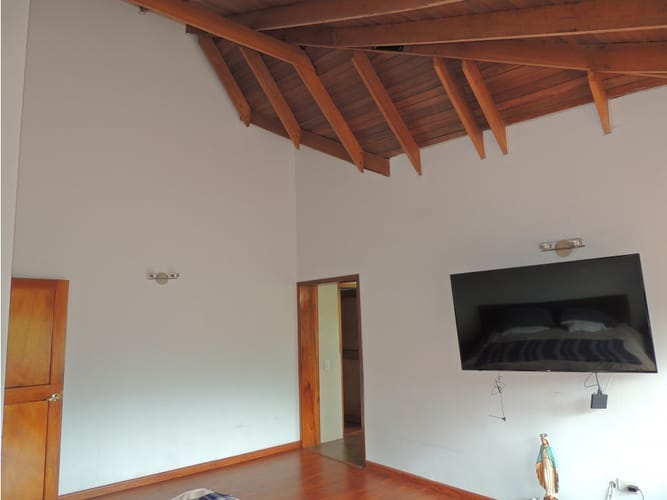 Casa de 4 alcobas en venta en Guaymaral, Bogotá, 430 m² · foto 19 de 24