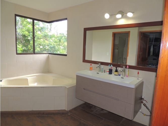 Casa de 4 alcobas en venta en Guaymaral, Bogotá, 430 m² · foto 20 de 24