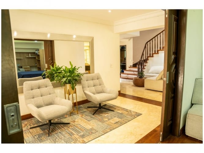 Casa de 4 alcobas en venta en La Calera, Medellín, 800 m² · foto 11 de 24