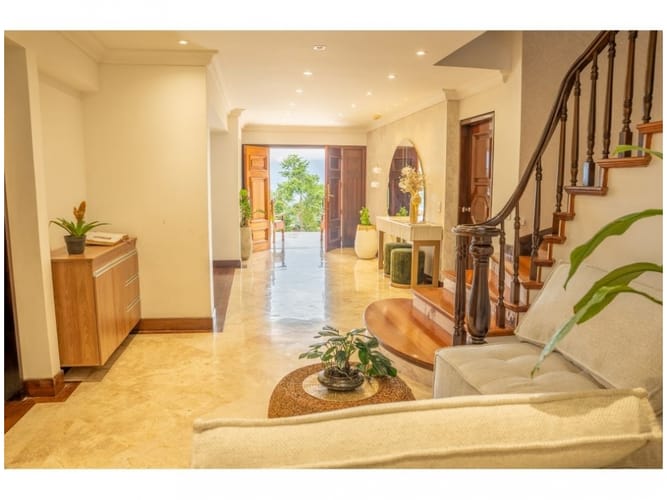 Casa de 4 alcobas en venta en La Calera, Medellín, 800 m² · foto 15 de 24