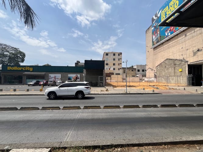 Lote en venta en El Piloto, Cali, 598 m² · foto 3 de 13