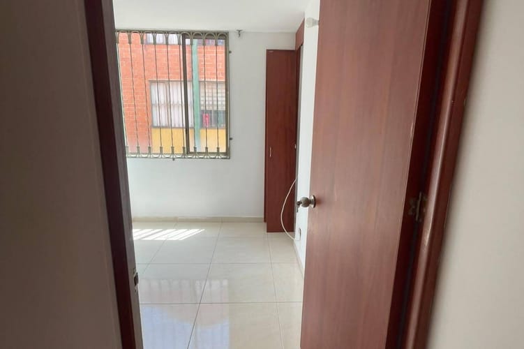 Casa de 3 alcobas en venta en Hipotecho Occidental, Bogotá, 80 m² · foto 7 de 15