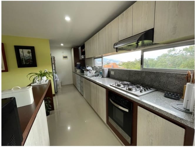 Apartamento de 3 alcobas en venta en El Campestre, Medellín, 95 m² · foto 4 de 13