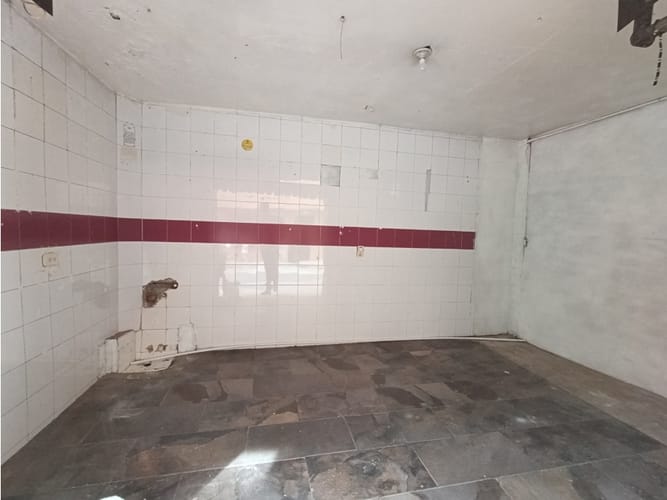 Local en arriendo en Pedregal, Medellín, 20 m² · foto 2 de 6