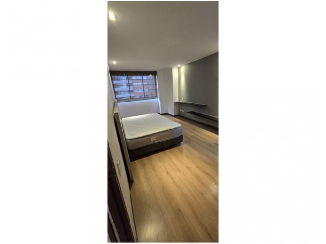 Apartamento de 3 alcobas en venta en Loma Del Escobero, Envigado, 85 m² · foto 4 de 21