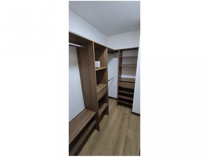 Apartamento de 3 alcobas en venta en Loma Del Escobero, Envigado, 85 m² · foto 6 de 21