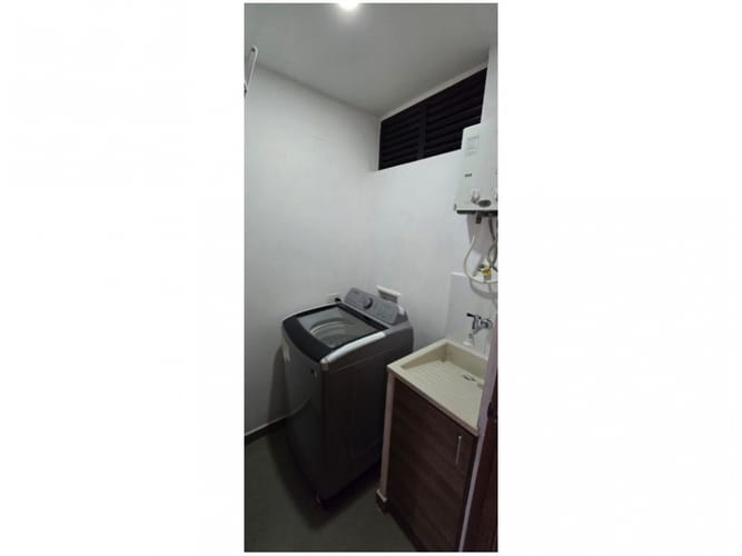 Apartamento de 3 alcobas en venta en Loma Del Escobero, Envigado, 85 m² · foto 7 de 21