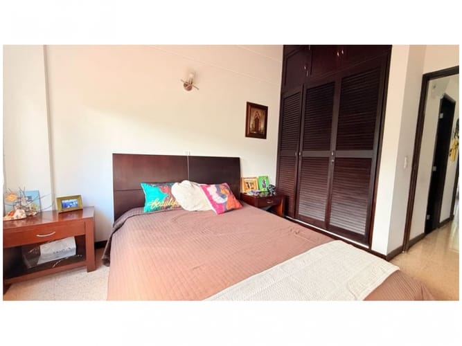 Casa de 3 alcobas en venta en Loma Del Chocho, Envigado, 220 m² · foto 19 de 24