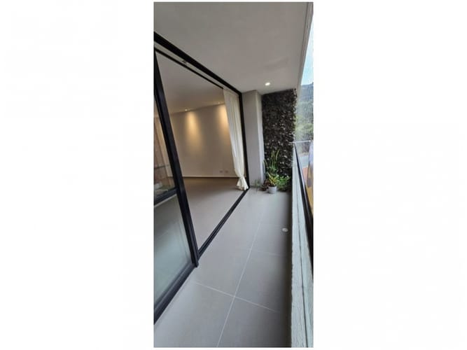 Apartamento de 3 alcobas en venta en Loma Del Escobero, Envigado, 85 m² · foto 16 de 21