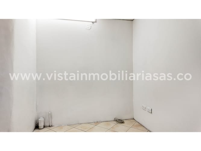 Oficina en arriendo en Avenida Santander, Manizales, 6 m² · foto 2 de 3