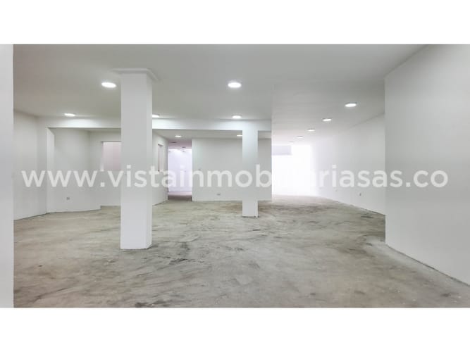 Local en arriendo en Avenida Santander, Manizales, 205 m² · foto 2 de 9