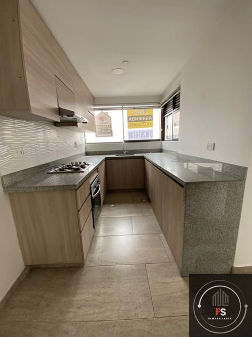 Apartamento de 2 alcobas en arriendo en Las Casitas, Sabaneta, 87 m² · foto 5 de 14