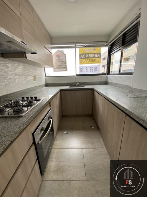 Apartamento de 2 alcobas en arriendo en Las Casitas, Sabaneta, 87 m² · foto 11 de 14