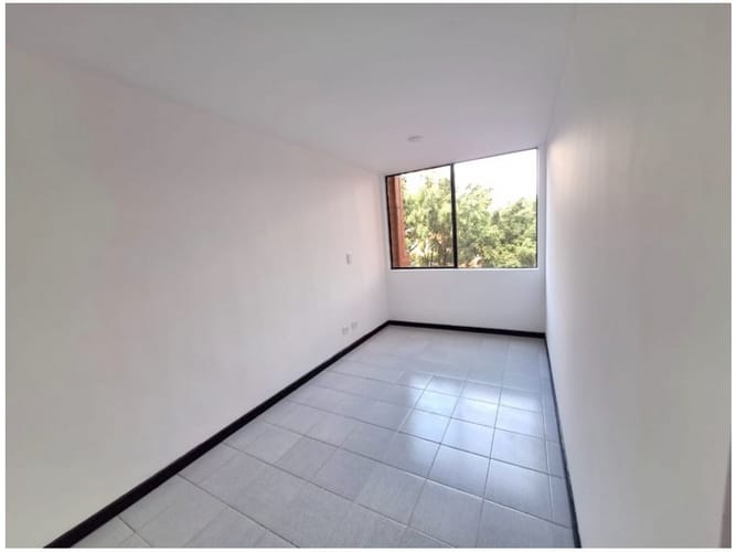Apartamento de 3 alcobas en venta en Loma De San Julian, Medellín, 90 m² · foto 10 de 21