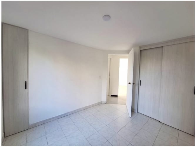 Apartamento de 3 alcobas en venta en Loma De San Julian, Medellín, 90 m² · foto 13 de 21
