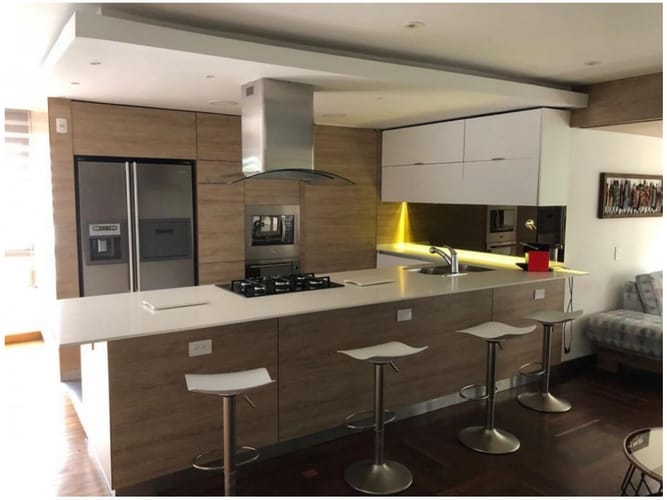 Apartamento de 3 alcobas en venta en El Diamante No. 2, Medellín, 137 m² · foto 4 de 16