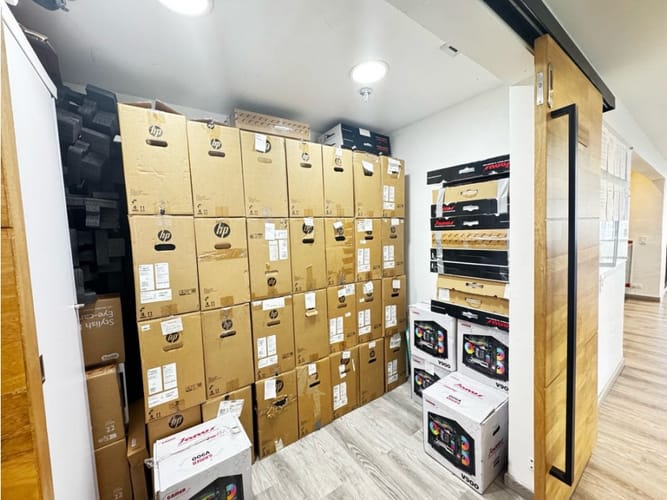 Oficina en venta en Castropol, Medellín, 134 m² · foto 9 de 11