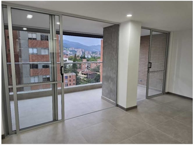Apartamento de 3 alcobas en venta en Otraparte, Envigado, 137 m² · foto 4 de 13