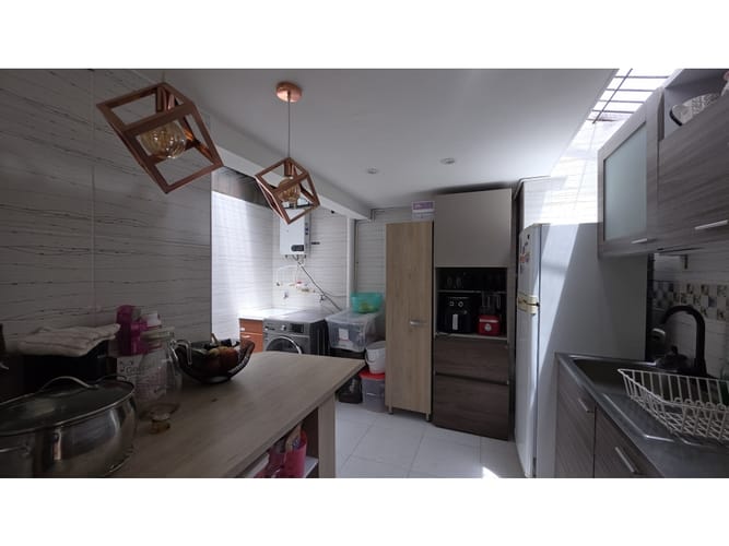 Casa de 3 alcobas en venta en Modelo Norte, Bogotá, 81 m² · foto 21 de 24