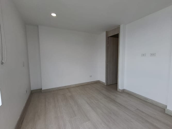 Apartamento de 3 alcobas en arriendo en Viviendas Del Sur, Itagüí, 78 m² · foto 9 de 20