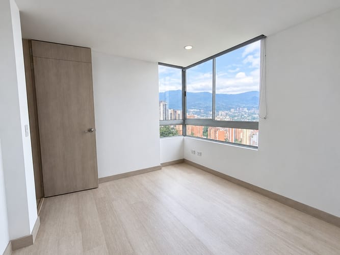 Apartamento de 3 alcobas en arriendo en Viviendas Del Sur, Itagüí, 78 m² · foto 10 de 20