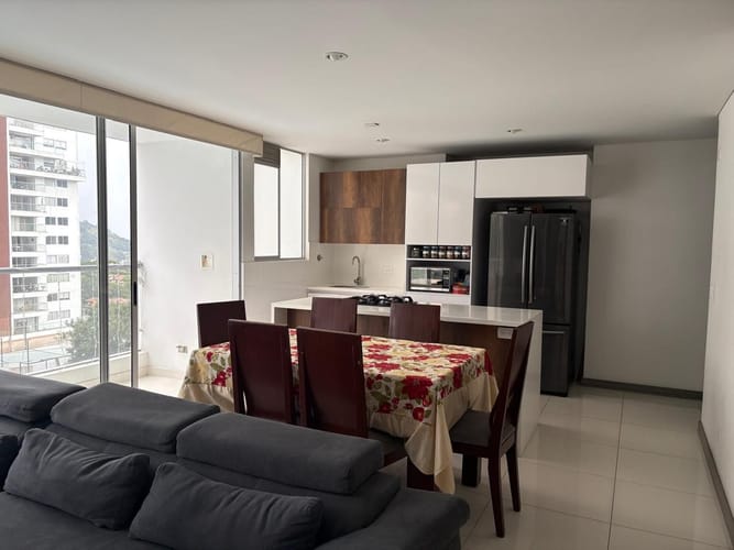 Apartamento de 3 alcobas en venta en Suramerica, Itagüí, 95 m² · foto 6 de 24