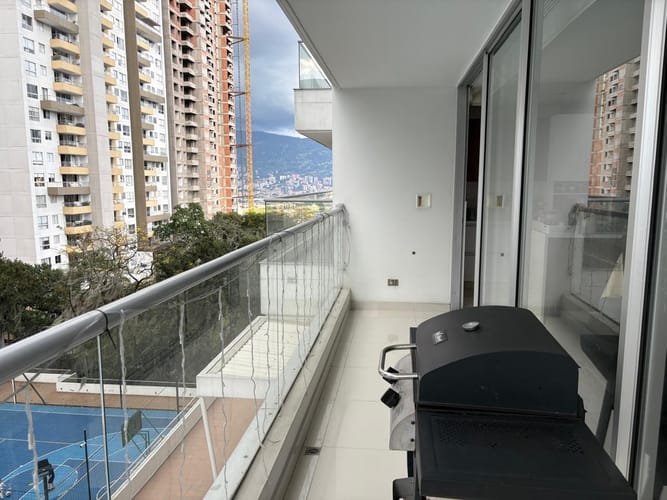 Apartamento de 3 alcobas en venta en Suramerica, Itagüí, 95 m² · foto 3 de 24