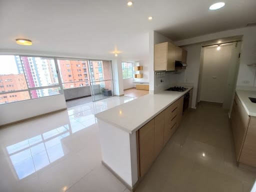 Apartamento de 2 alcobas en arriendo en La Florida, Medellín, 103 m² · foto 8 de 19
