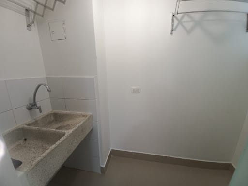 Apartamento de 2 alcobas en arriendo en La Florida, Medellín, 103 m² · foto 9 de 19