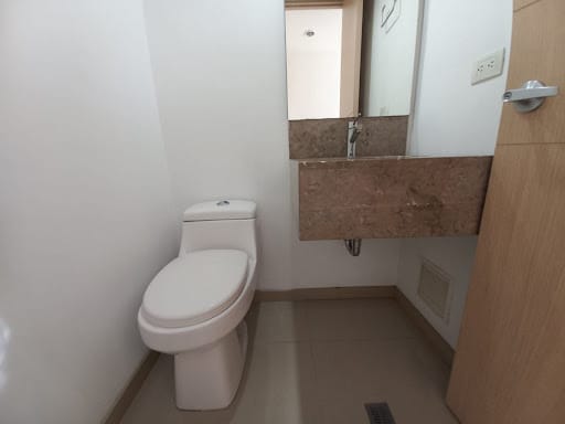 Apartamento de 2 alcobas en arriendo en La Florida, Medellín, 103 m² · foto 10 de 19