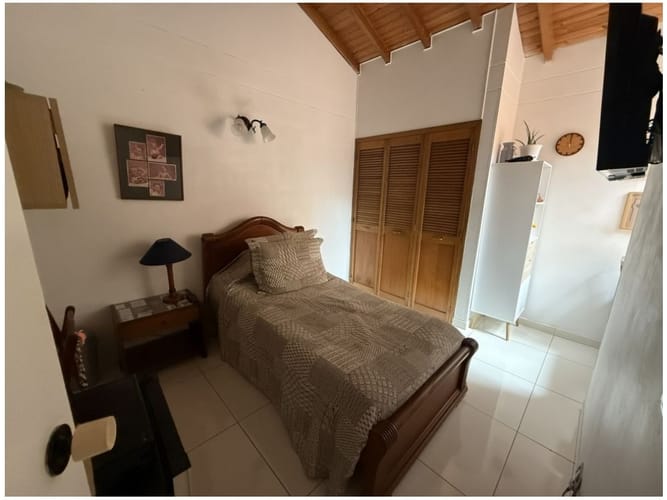 Casa de 4 alcobas en venta en Las Lomas No.2, Medellín, 165 m² · foto 19 de 23