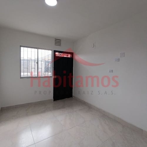 Apartamento de 2 alcobas en arriendo en San Martin De Porres, Medellín, 41 m² · foto 2 de 11